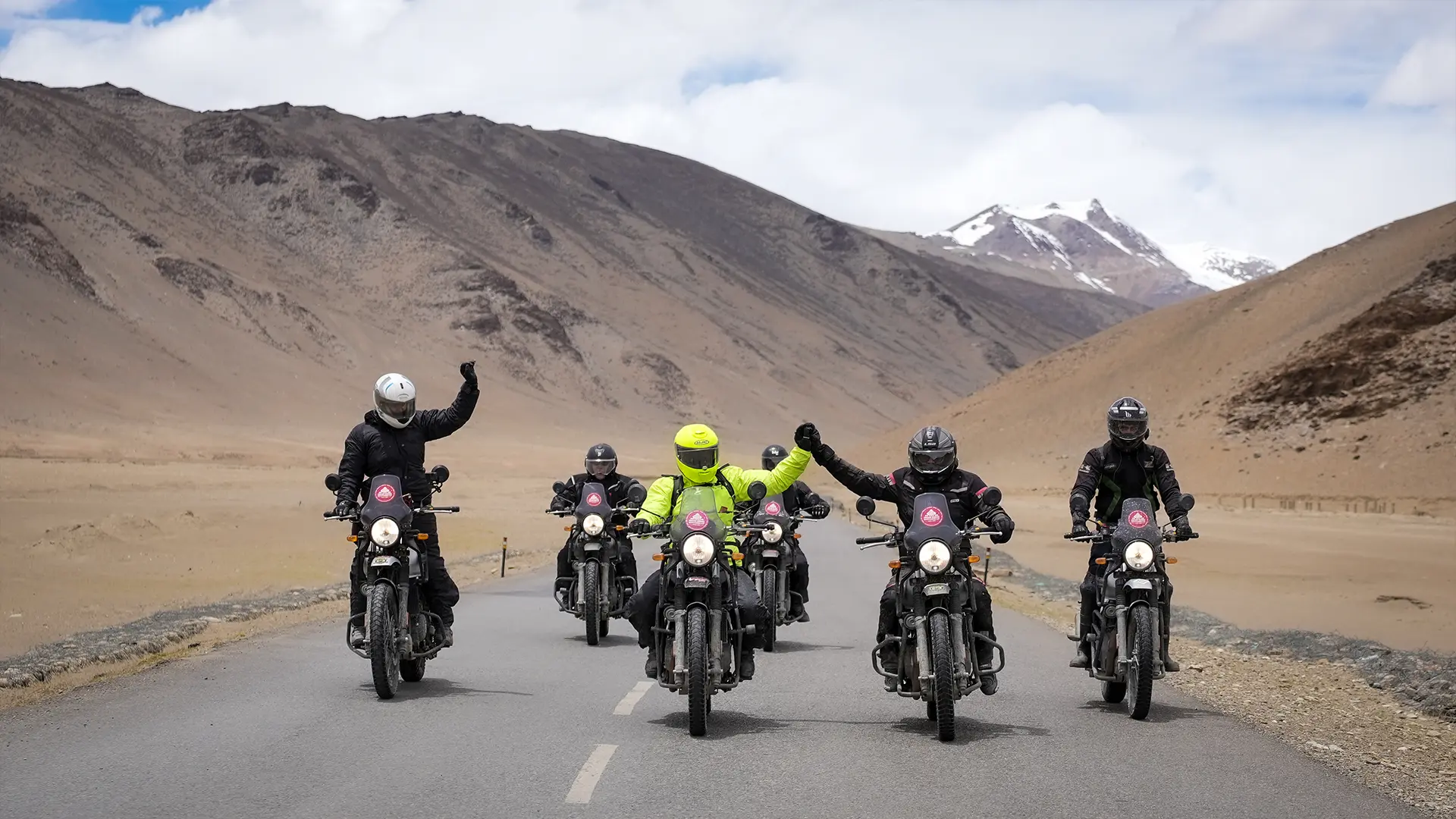 ladakh bike road trip